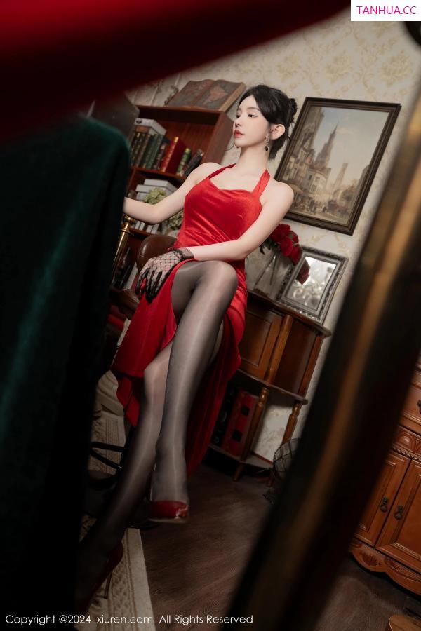 周于希dummy  [XiuRen]高清写真图 2024.02.08 No.8097 周于希Sally 黑丝美臀第26张图片